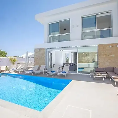 Vie Bleu Vb5 3* Protaras